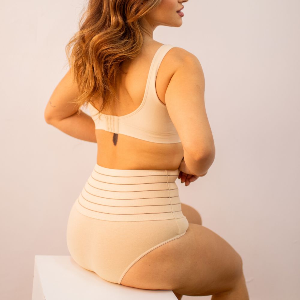 Calcinha Modeladora Model - Seca Barriga