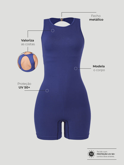 Kit Movimento: Macaquinho Fitness Sem Costura Azul Marinho + Vestido Fitness Essencial Branco